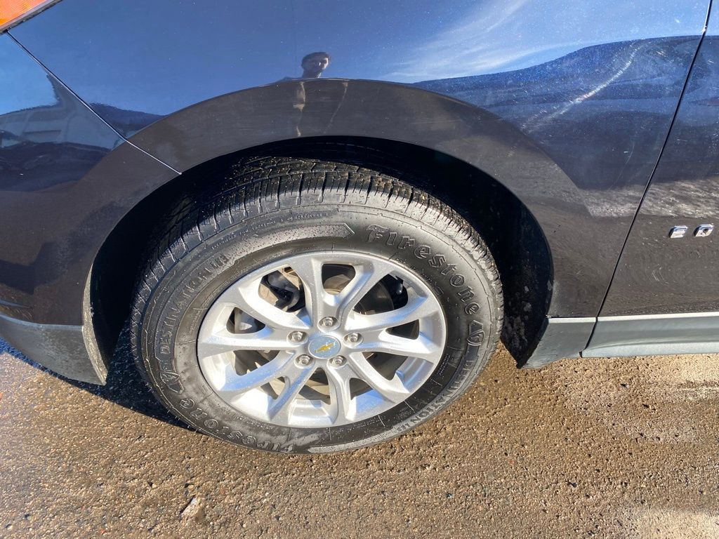 Used 2020 Chevrolet Equinox LT with VIN 2GNAXUEVXL6152124 for sale in Hibbing, Minnesota