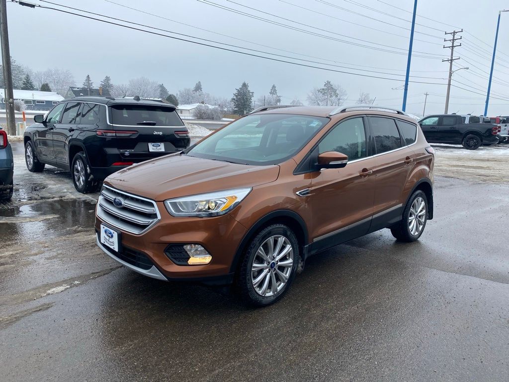 2017 Ford Escape Titanium's photo