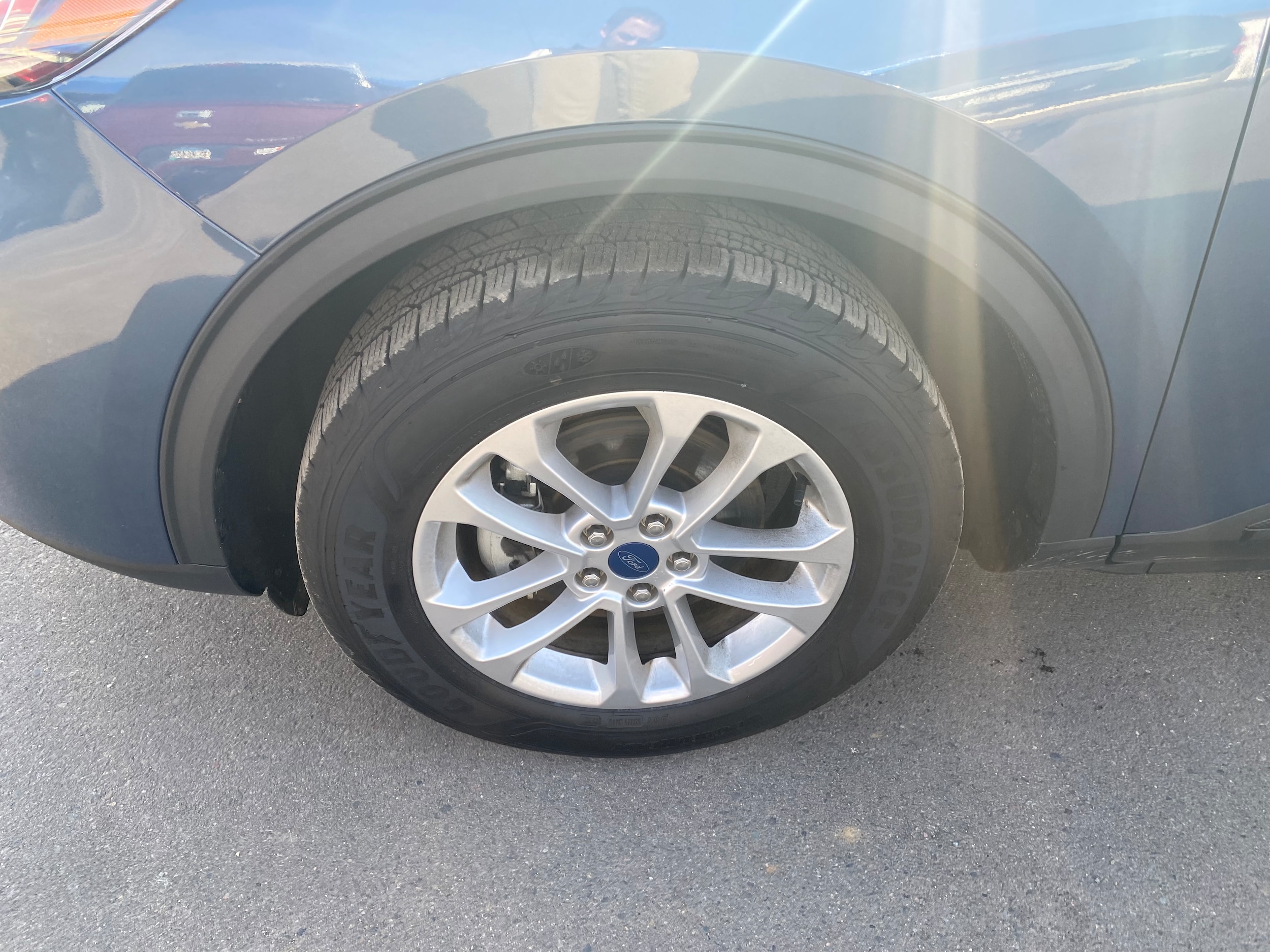 Used 2020 Ford Escape SE with VIN 1FMCU9G67LUC47010 for sale in Hibbing, Minnesota