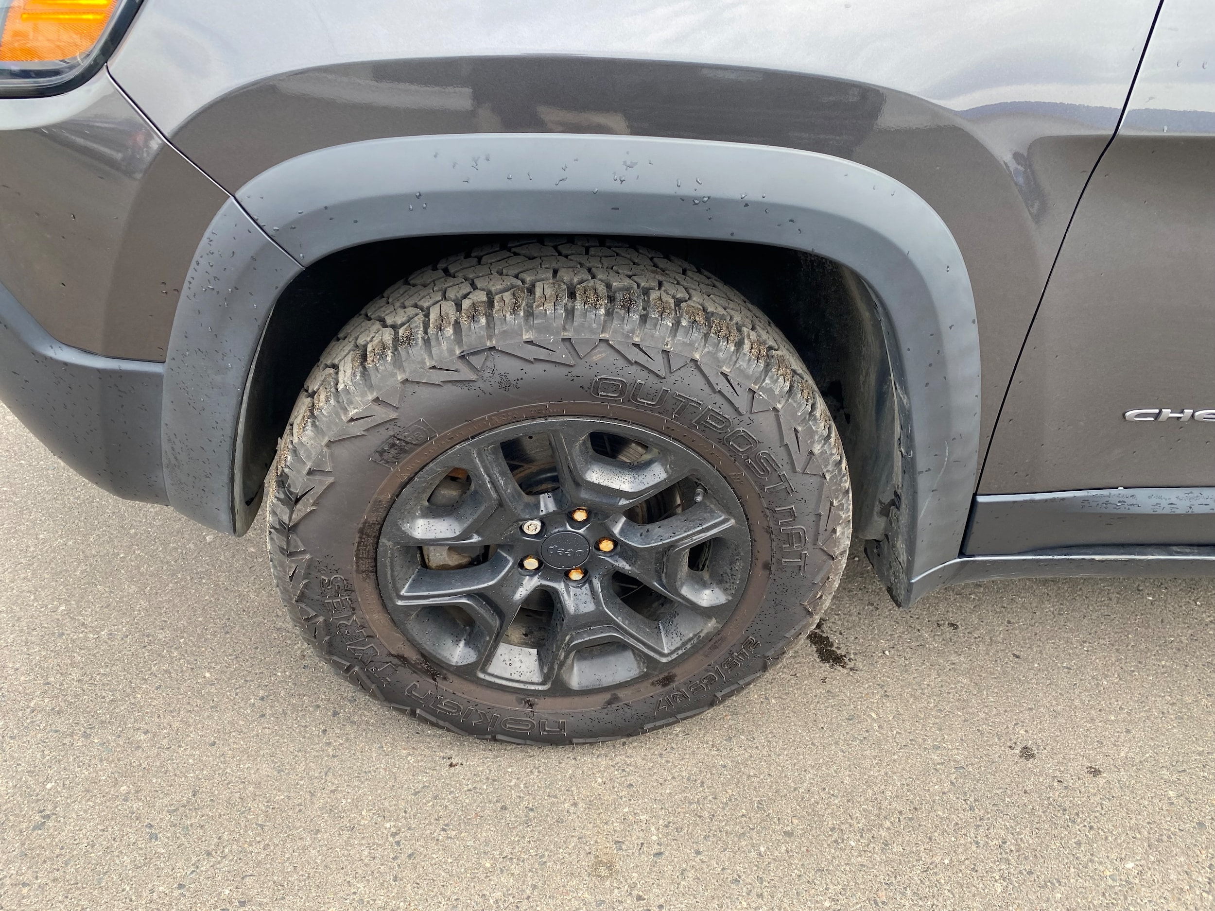 Used 2020 Jeep Cherokee Trailhawk Elite with VIN 1C4PJMBXXLD574227 for sale in Hibbing, Minnesota