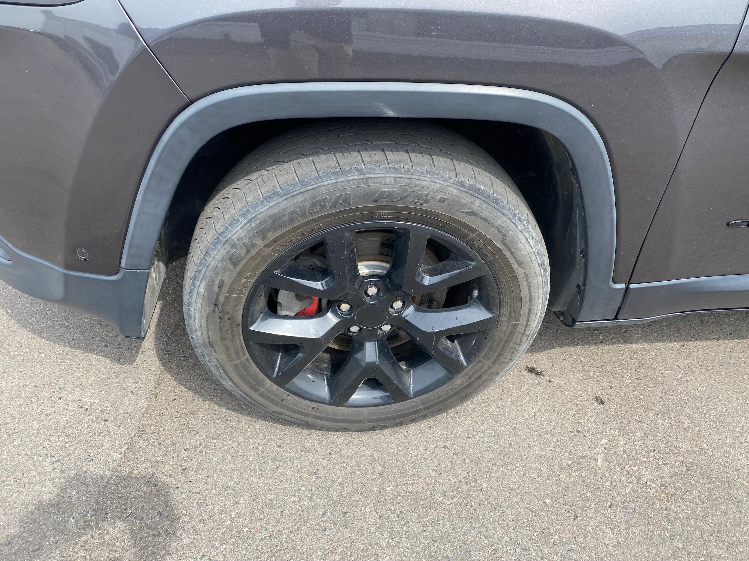 Used 2018 Jeep Cherokee Limited High Altitude with VIN 1C4PJMDX5JD545874 for sale in Hibbing, Minnesota