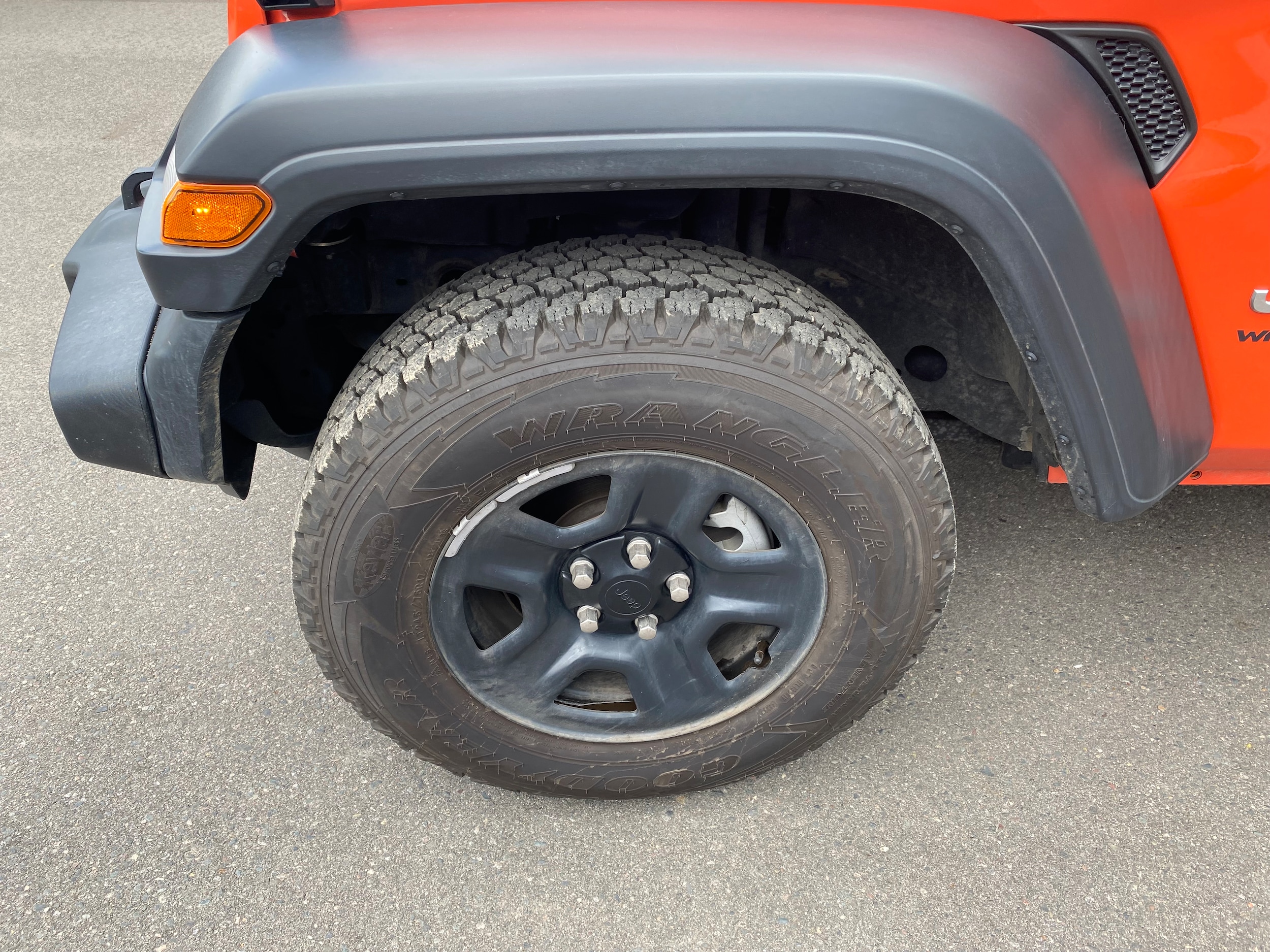 Used 2018 Jeep All-New Wrangler Unlimited Sport with VIN 1C4HJXDN8JW180518 for sale in Hibbing, Minnesota