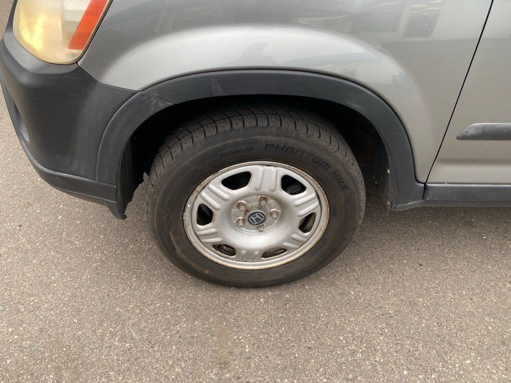 Used 2005 Honda CR-V LX with VIN SHSRD78595U324859 for sale in Hibbing, MN