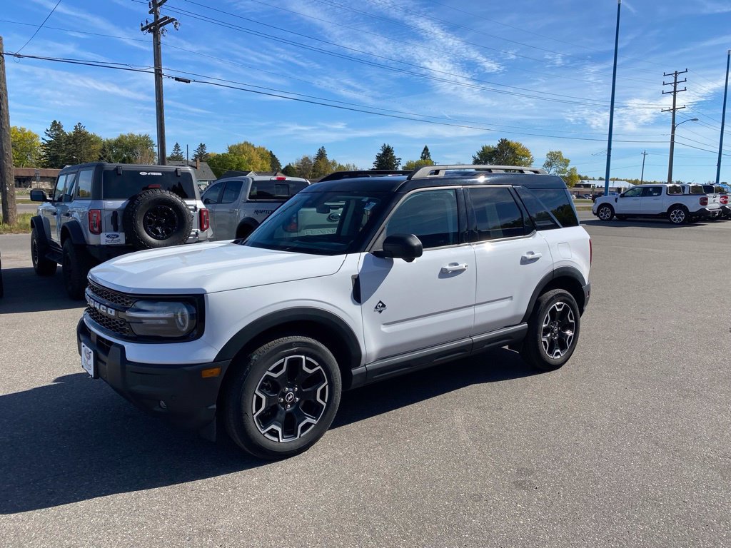 Used 2025 Ford Bronco Sport Outer Banks with VIN 3FMCR9CN1SRE34361 for sale in Hibbing, Minnesota
