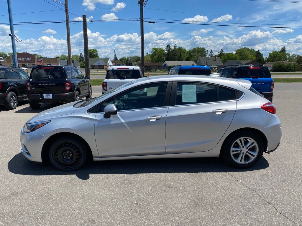 Used 2017 Chevrolet Cruze LT with VIN 3G1BE6SM9HS572579 for sale in Hibbing, Minnesota