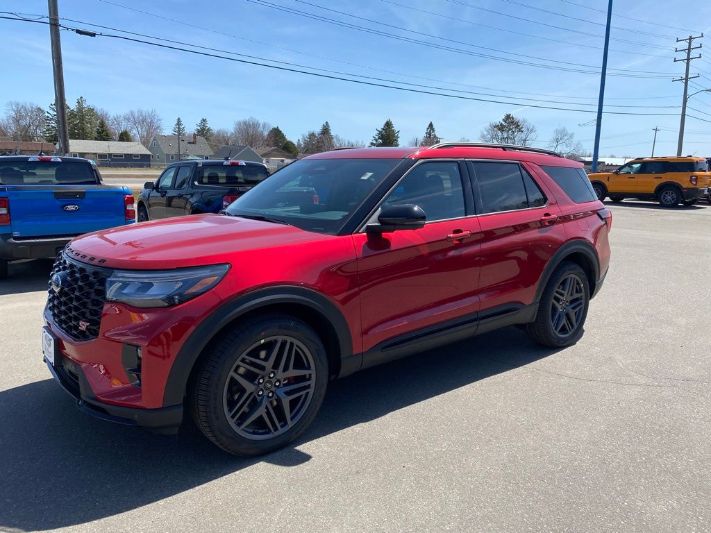 2026 Ford Explorer ST 4WD's photo
