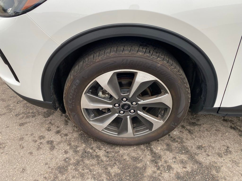 Used 2023 Ford Escape Platinum with VIN 1FMCU9JA6PUA63986 for sale in Hibbing, Minnesota