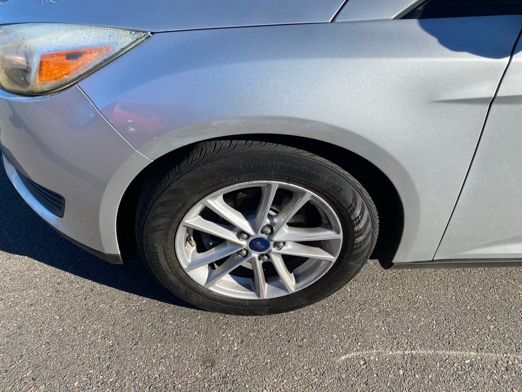 Used 2016 Ford Focus SE with VIN 1FADP3F26GL250512 for sale in Hibbing, Minnesota