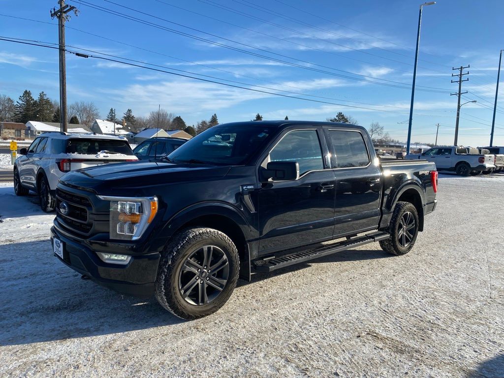2022 Ford F-150 XLT's photo