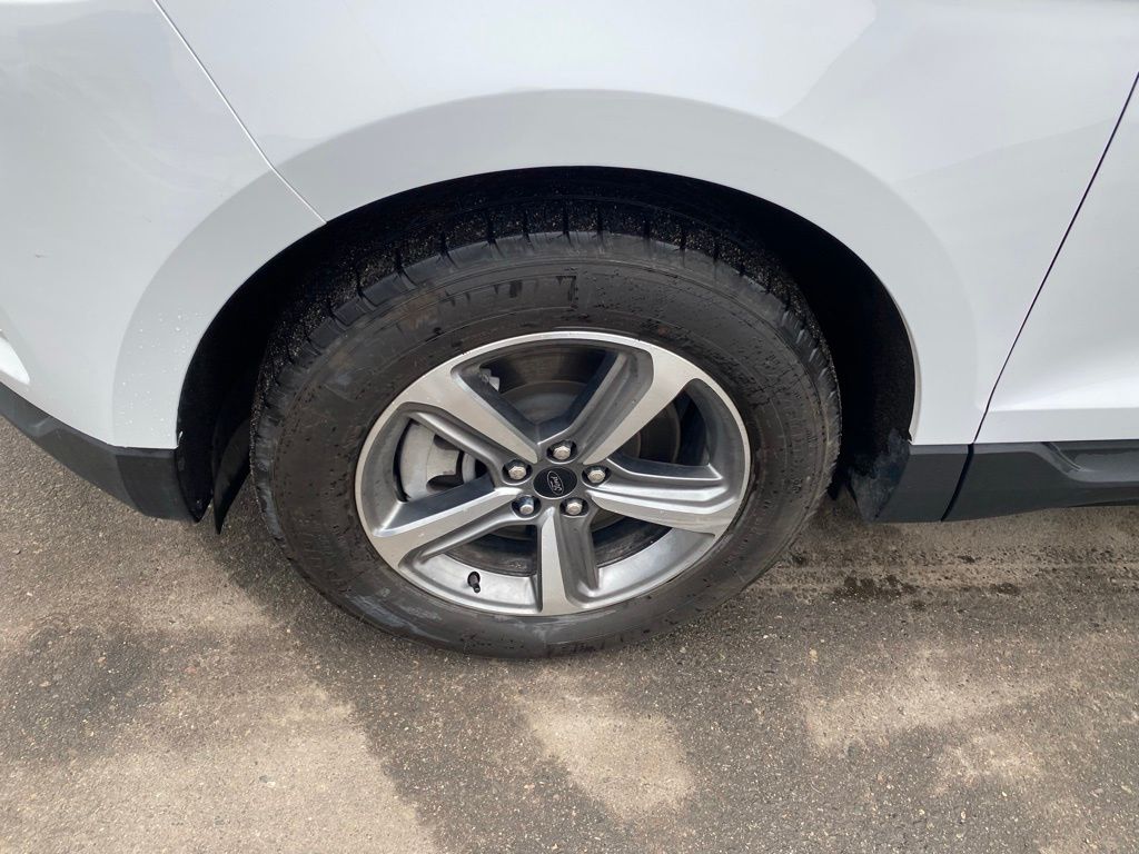 Used 2024 Ford Edge SEL with VIN 2FMPK4J9XRBA47766 for sale in Hibbing, Minnesota