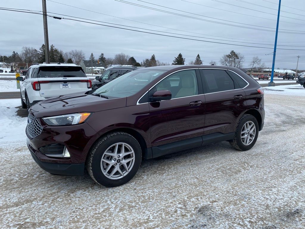 2024 Ford Edge SEL's photo