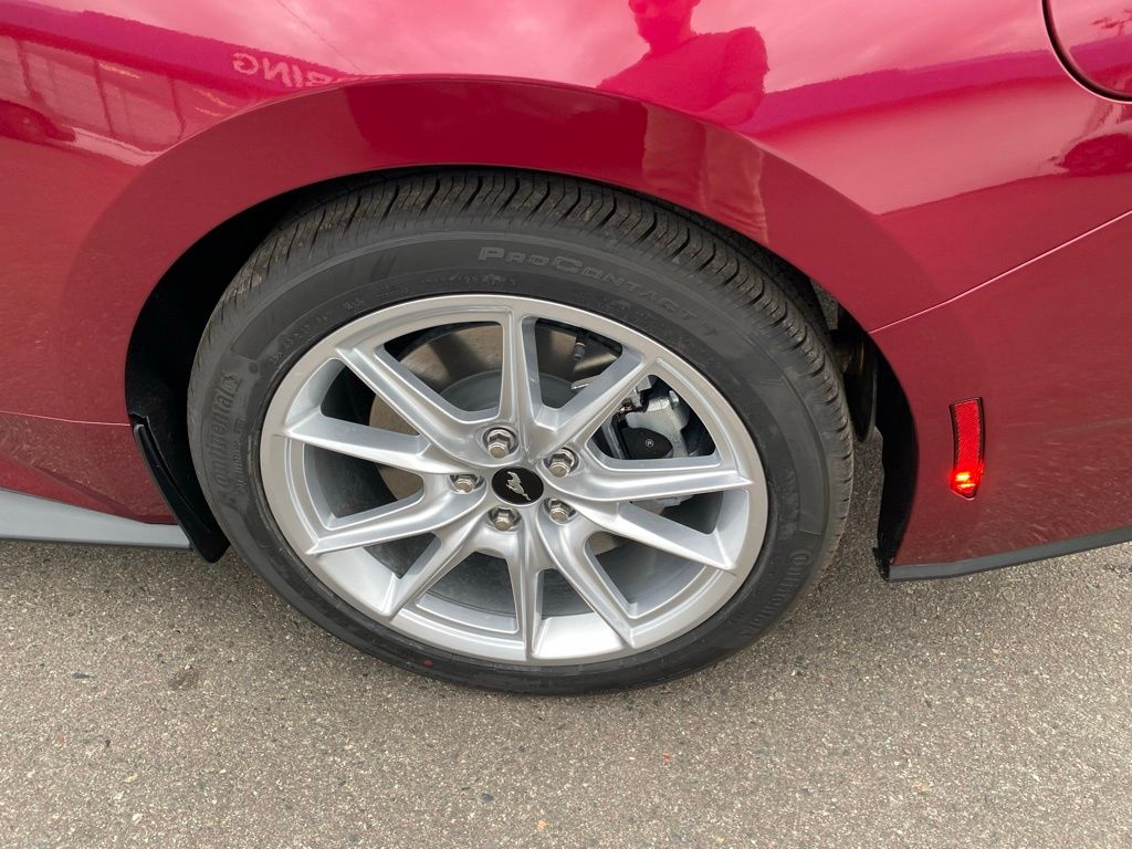 2025 Ford Mustang GT Premium Fastback - Photo 13