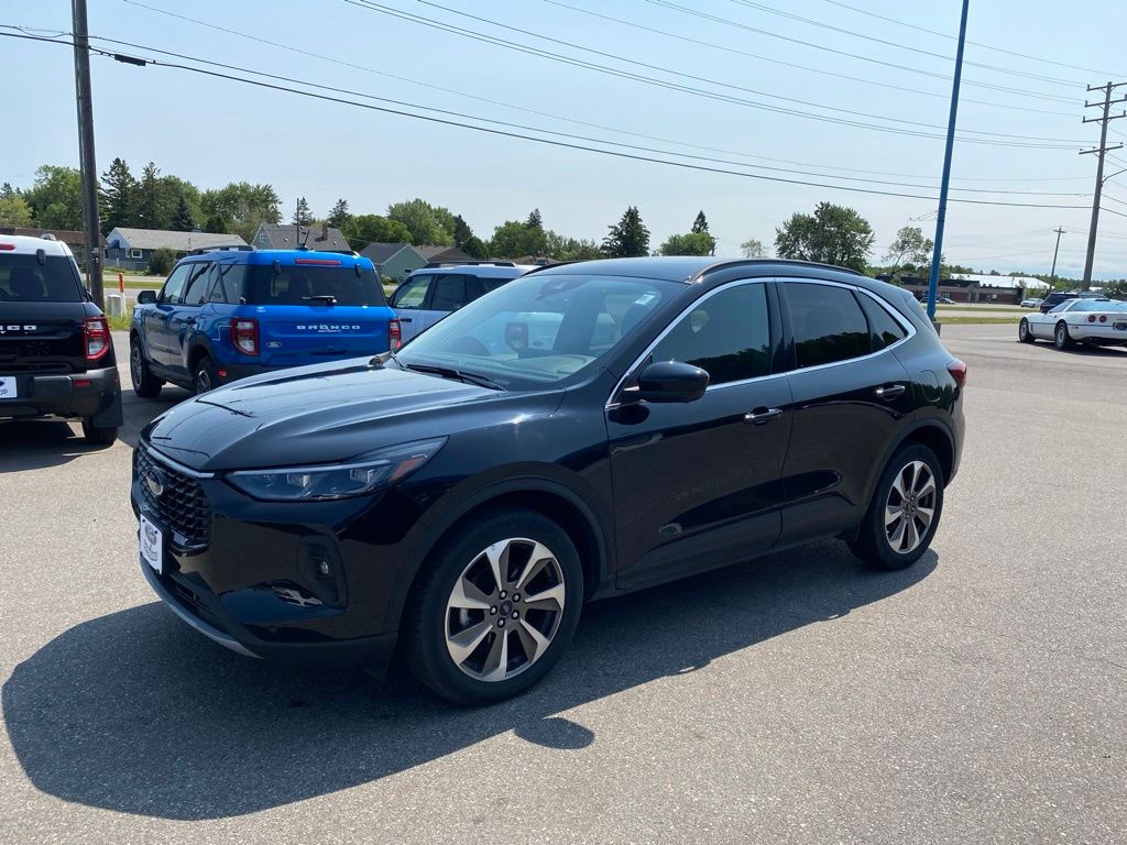 Used 2024 Ford Escape Platinum with VIN 1FMCU9JA5RUA53453 for sale in Hibbing, Minnesota