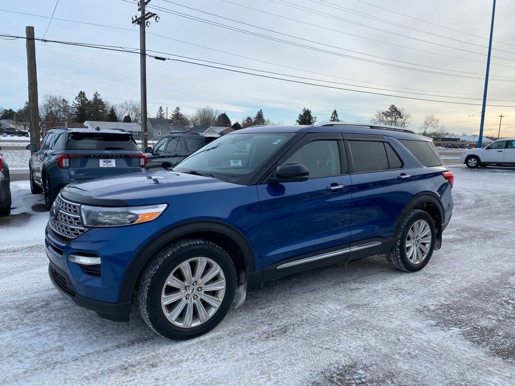2021 Ford Explorer Limited HEV's photo