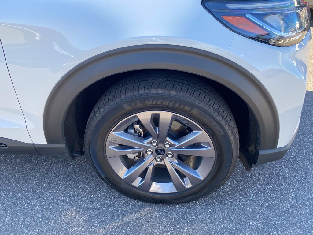 2026 Ford Explorer Active - Photo 6