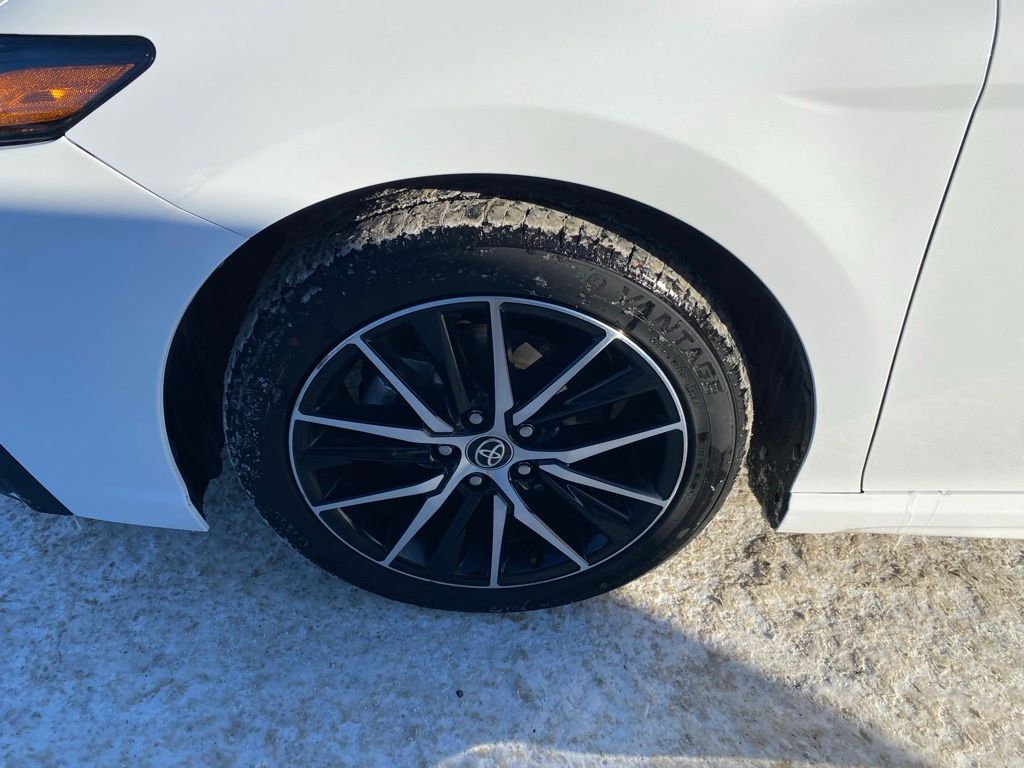 Used 2024 Toyota Camry SE with VIN 4T1G11AK3RU883286 for sale in Hibbing, Minnesota