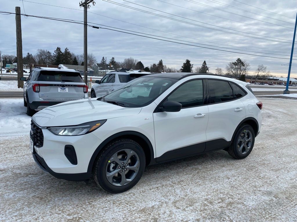 2026 Ford Escape ST-Line's photo