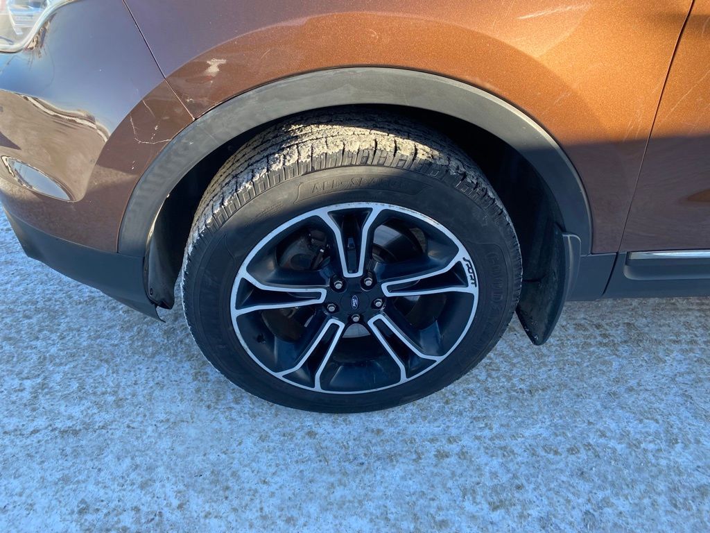 Used 2012 Ford Explorer XLT with VIN 1FMHK8D84CGA21792 for sale in Hibbing, Minnesota