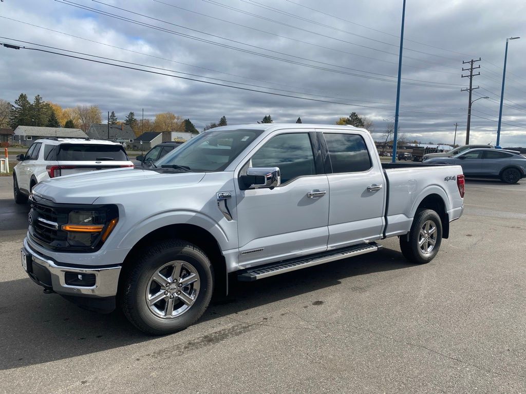 2025 Ford F-150 XLT's photo