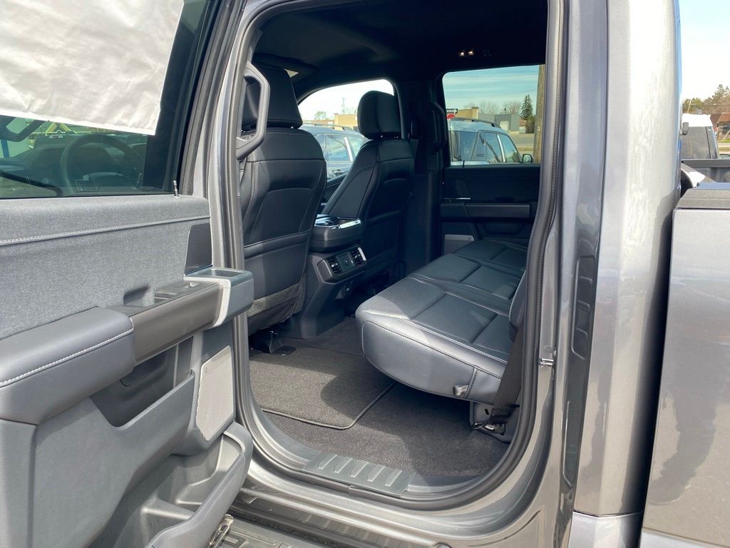 2026 Ford F-150 Lariat - Photo 14