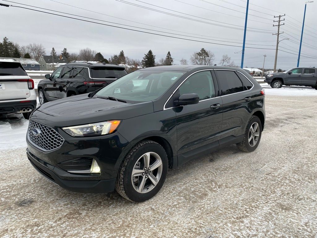 2024 Ford Edge SEL's photo