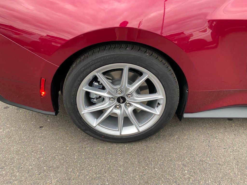 2025 Ford Mustang GT Premium Fastback - Photo 9