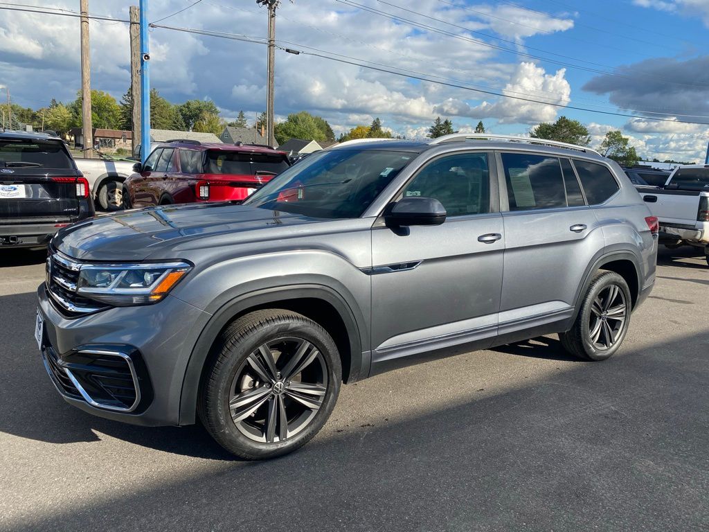 2022 Volkswagen Atlas SEL R-Line's photo