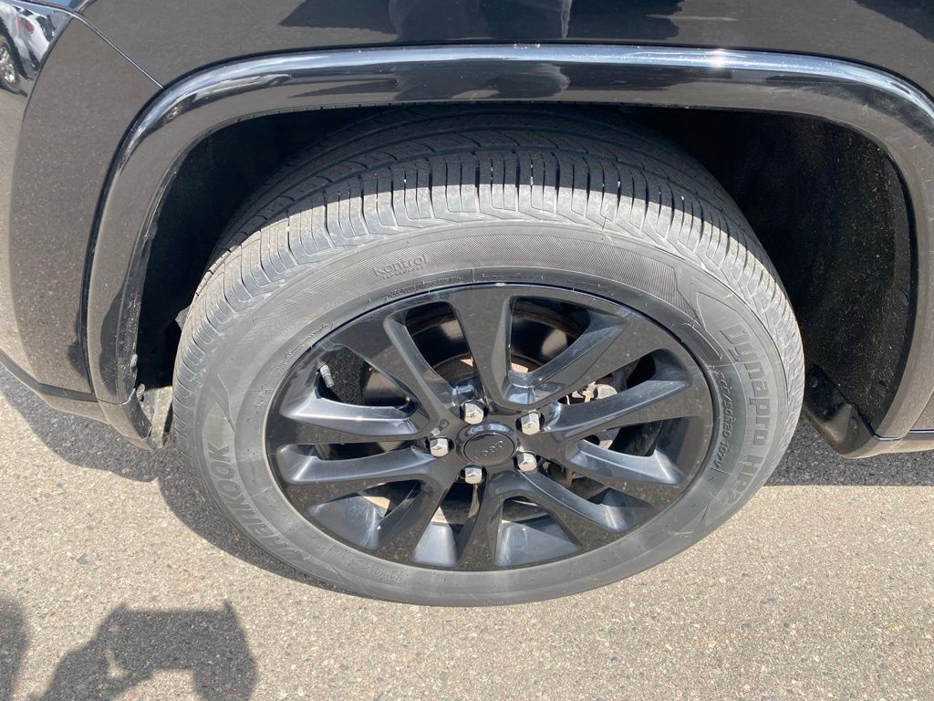 Used 2019 Jeep Grand Cherokee Altitude with VIN 1C4RJFAG3KC692999 for sale in Hibbing, Minnesota