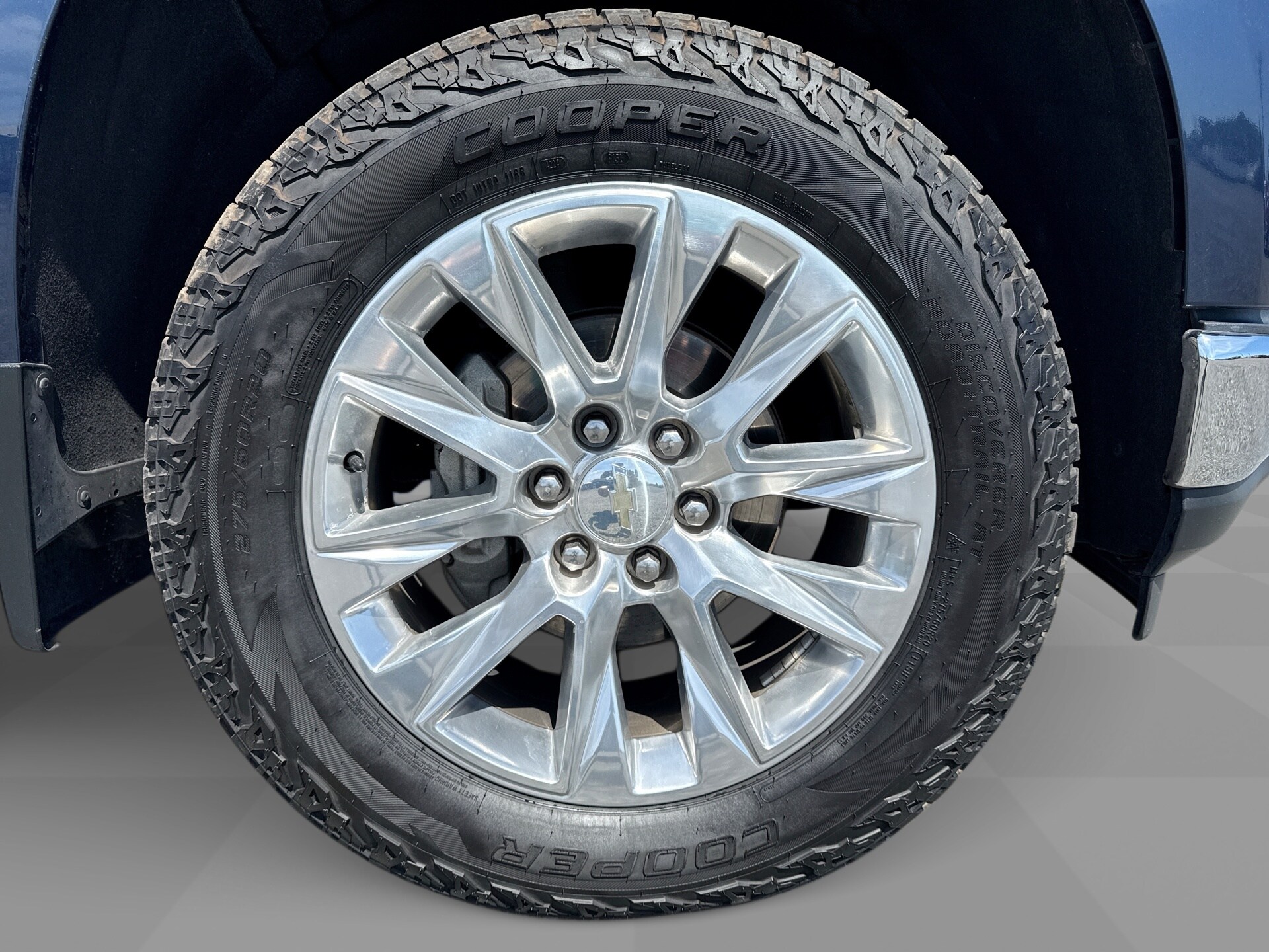 2022 Chevrolet Silverado 1500 Limited LTZ - Photo 18
