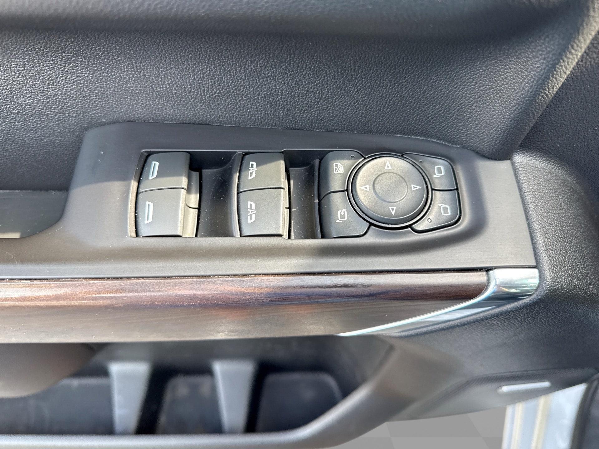 2020 GMC Sierra 1500 SLT - Photo 15