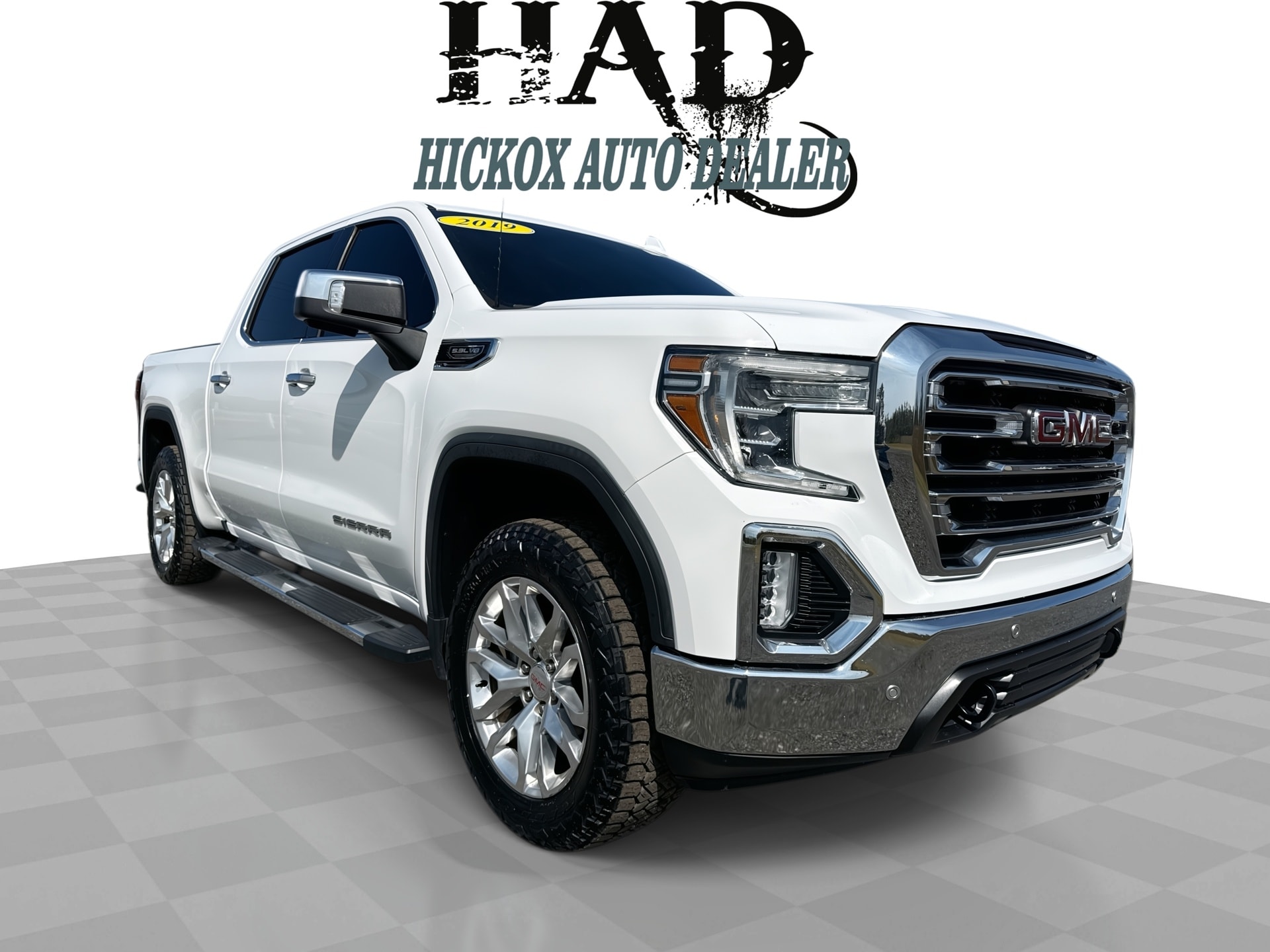 2019 GMC Sierra 2WD Crew Cab Short Box SLT's photo