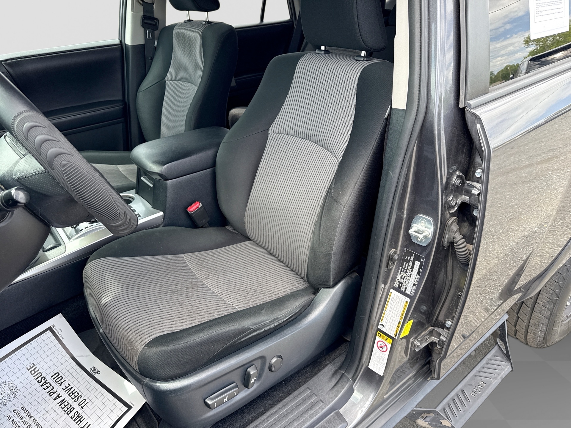 2018 Toyota 4Runner SR5 - Photo 13
