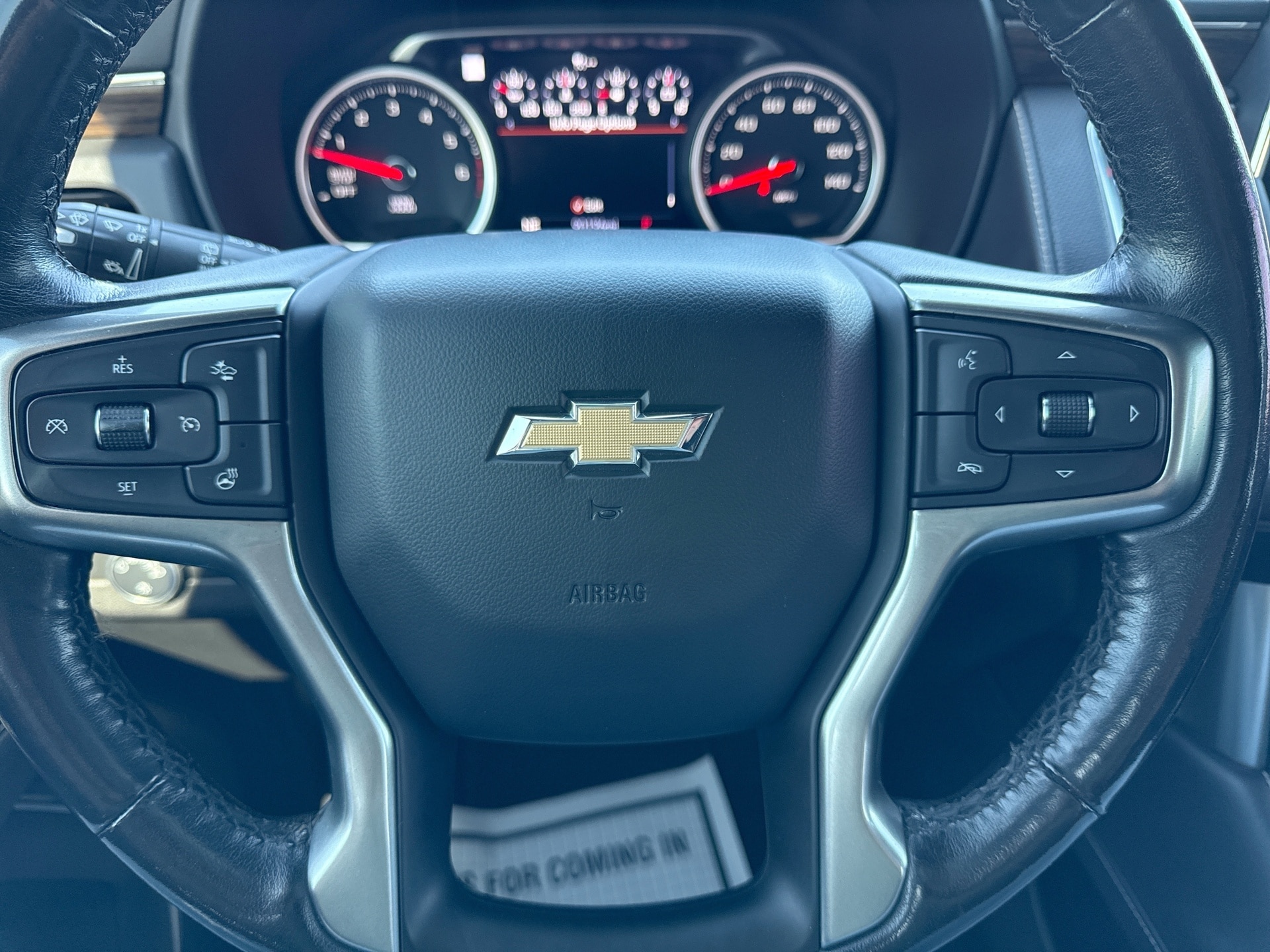 2021 Chevrolet Suburban Premier - Photo 11