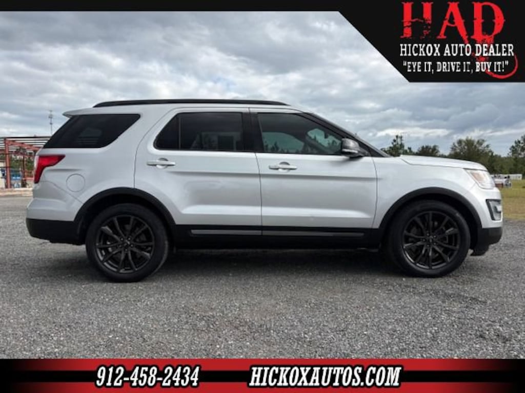 Used 2017 Ford Explorer XLT SUV