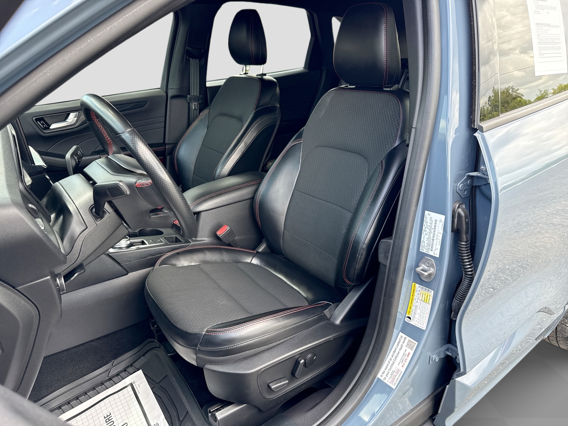 2023 Ford Escape ST-Line - Photo 13