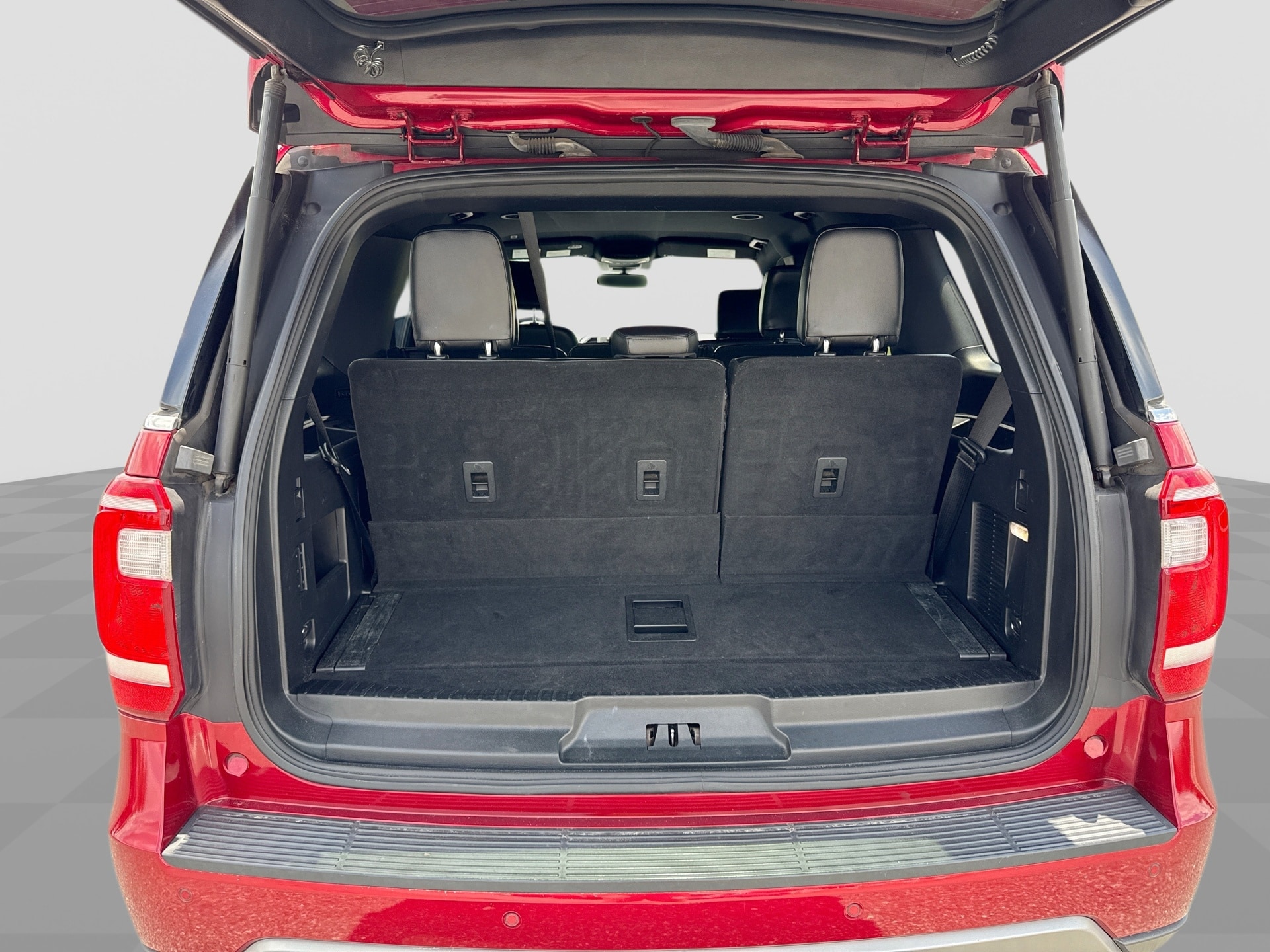 2021 Ford Expedition XLT - Photo 18