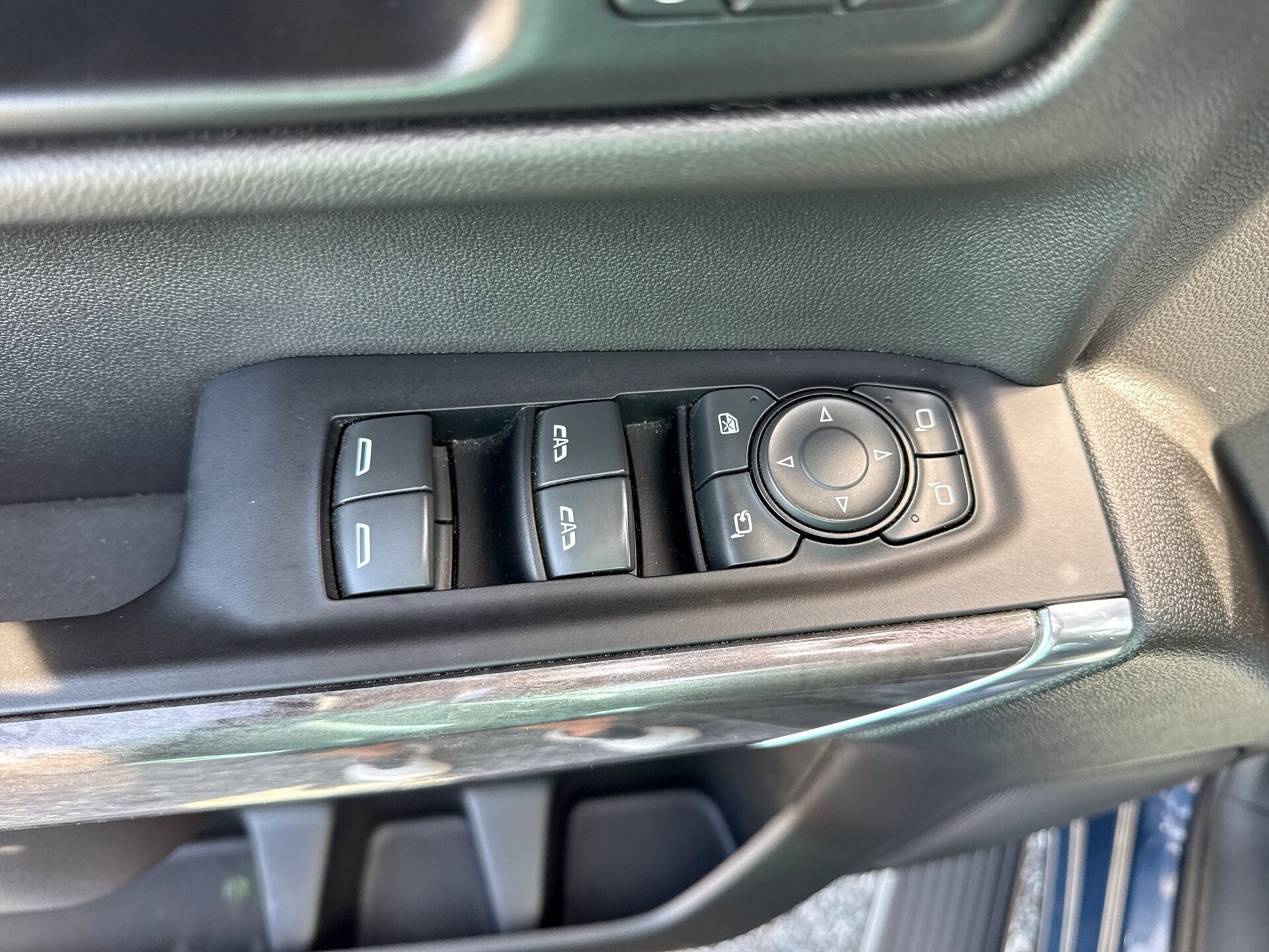 2022 Chevrolet Silverado 1500 Limited LTZ - Photo 15