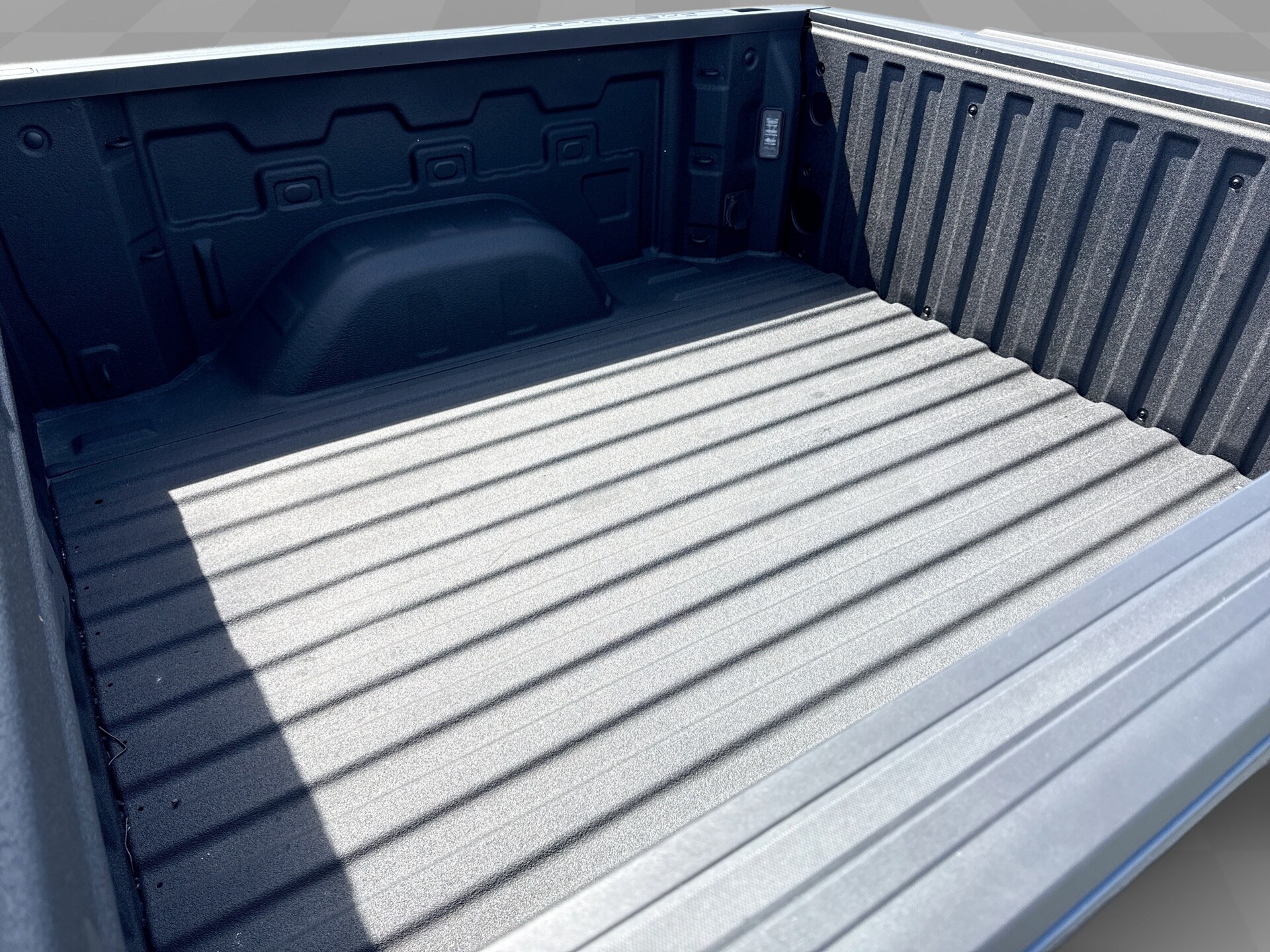 2022 Chevrolet Silverado 1500 Limited LTZ - Photo 19