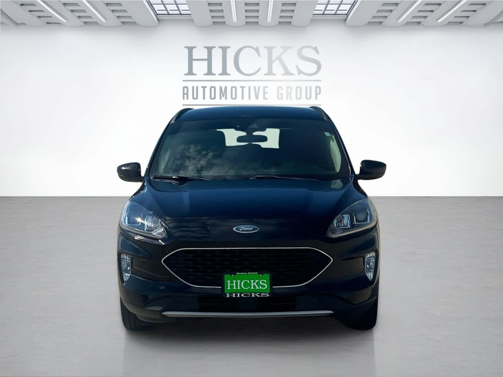 2020 Ford Escape SEL photo 2