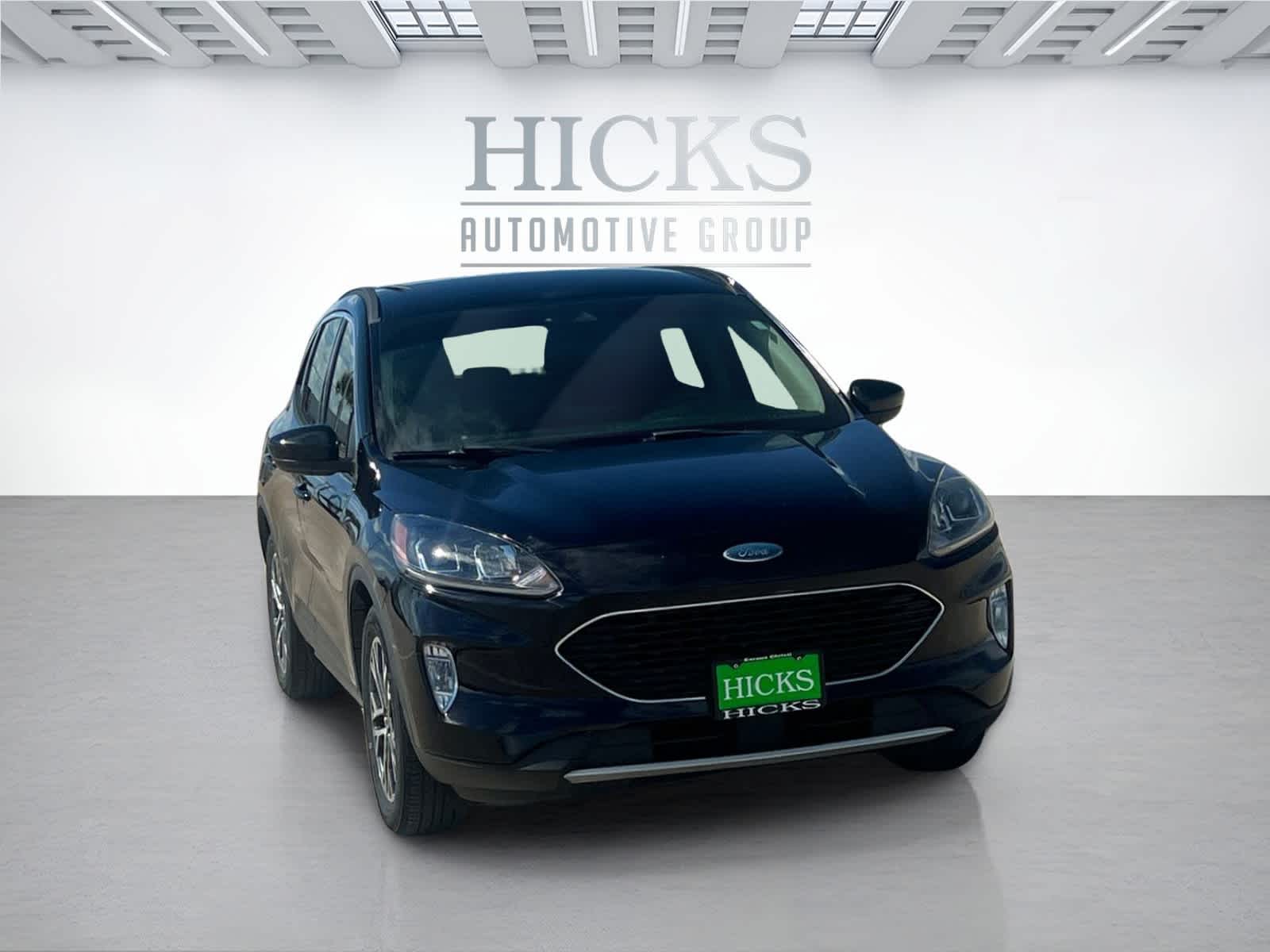 2020 Ford Escape SEL photo 3