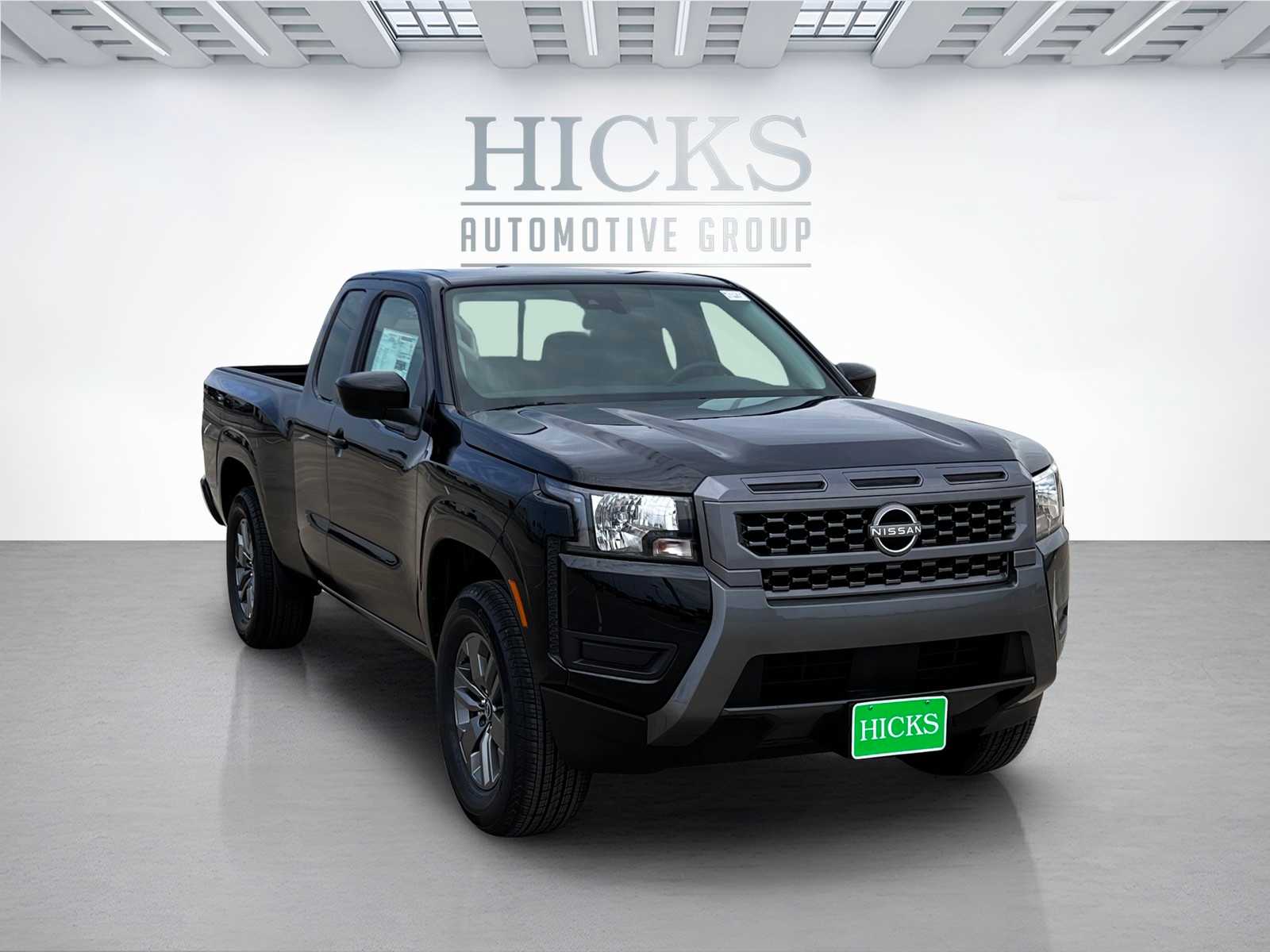 2025 Nissan Frontier SV photo 2