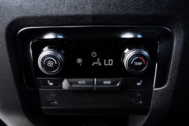 2026 GMC Yukon XL Elevation - Photo 31