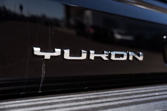 2026 GMC Yukon XL Denali - Photo 10