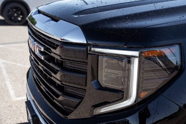 2026 GMC Sierra 1500 Pro - Photo 13