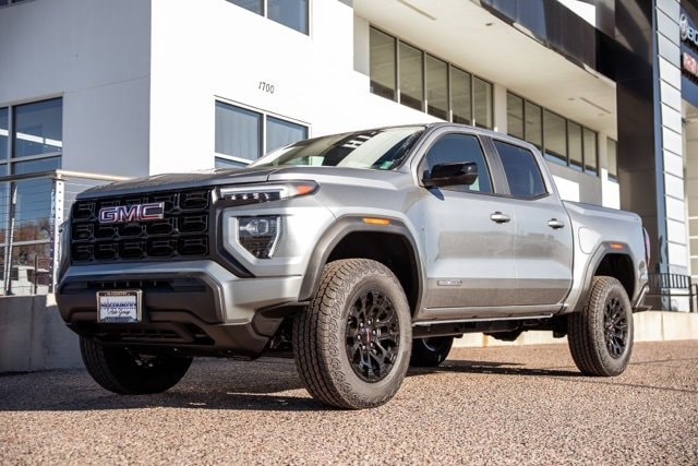 2026 GMC Canyon Elevation's photo