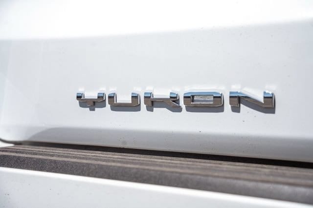 2026 GMC Yukon Denali - Photo 10