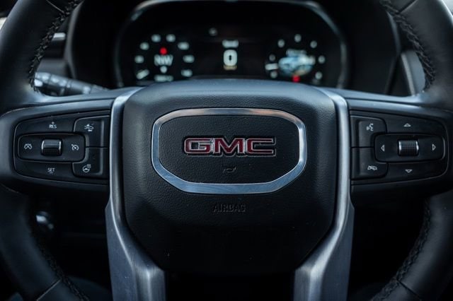 2024 GMC Yukon SLT - Photo 17