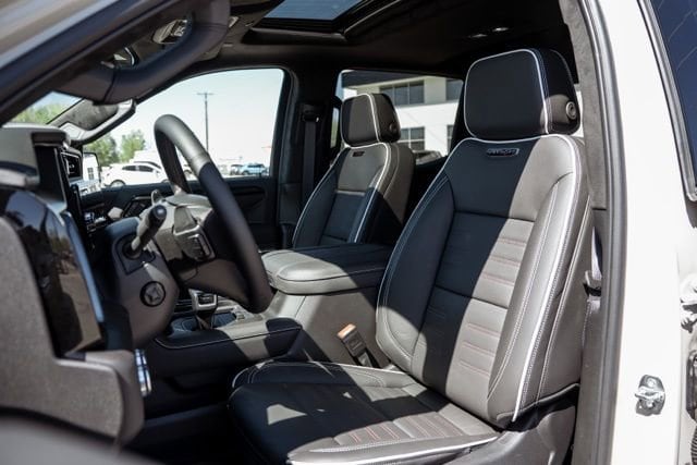 2026 GMC Sierra 1500 AT4X - Photo 33