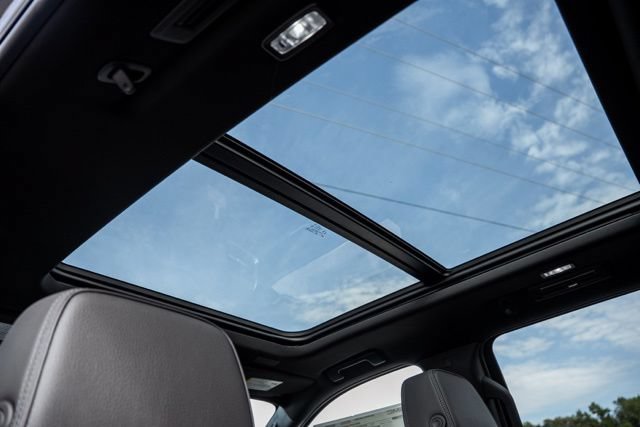 2026 GMC Yukon XL Denali - Photo 36