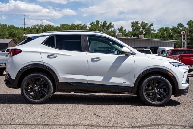 2026 Buick Encore GX Sport Touring - Photo 4